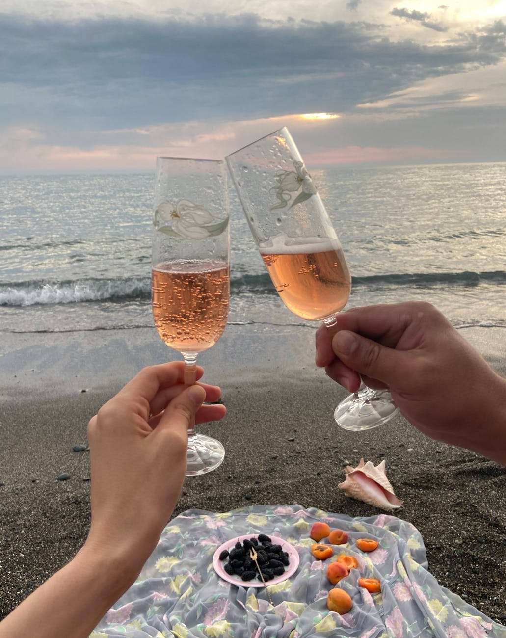 date-ideas-picnic