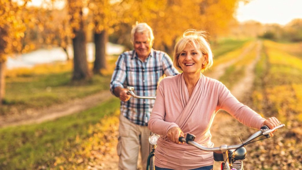Senior Dating Top Tips for Staying Safe Online